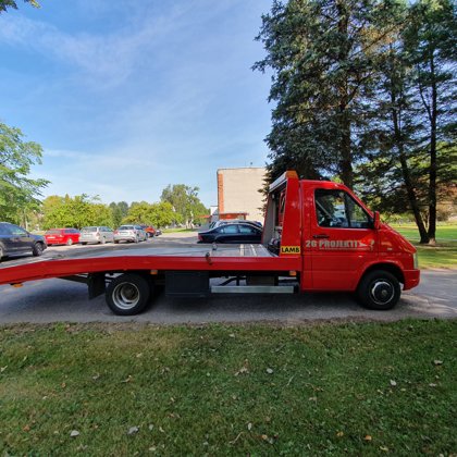 autoevakuatora pakalpojumi