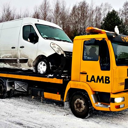 Mikroautobusu evakuators