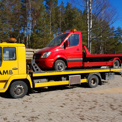 Palīdzība uz ceļa