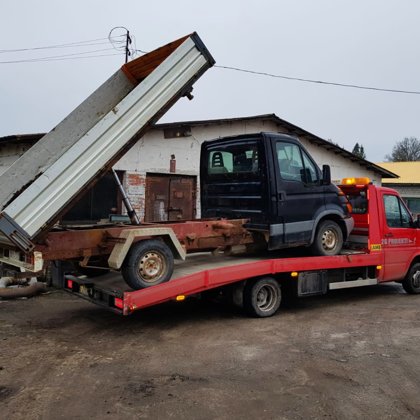 Kravas autoevakuators