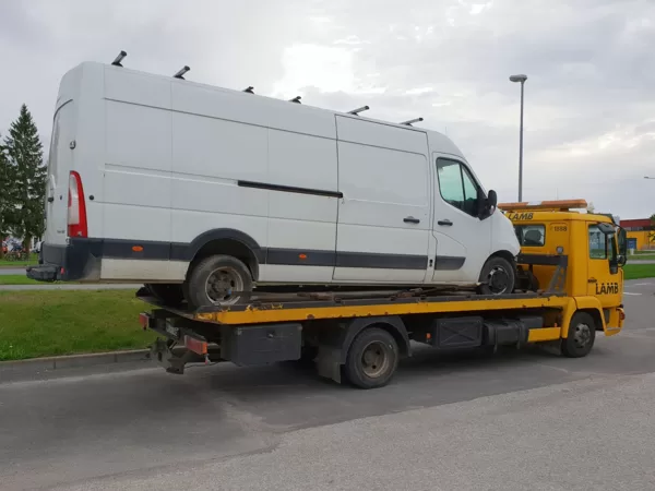Kravas busu evakuācija